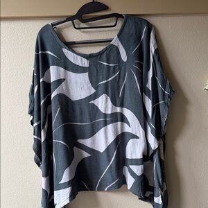 Women's Taro leaf Print Top